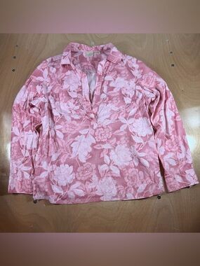 L.L. Bean Pink and White Floral V-Neck Tunic